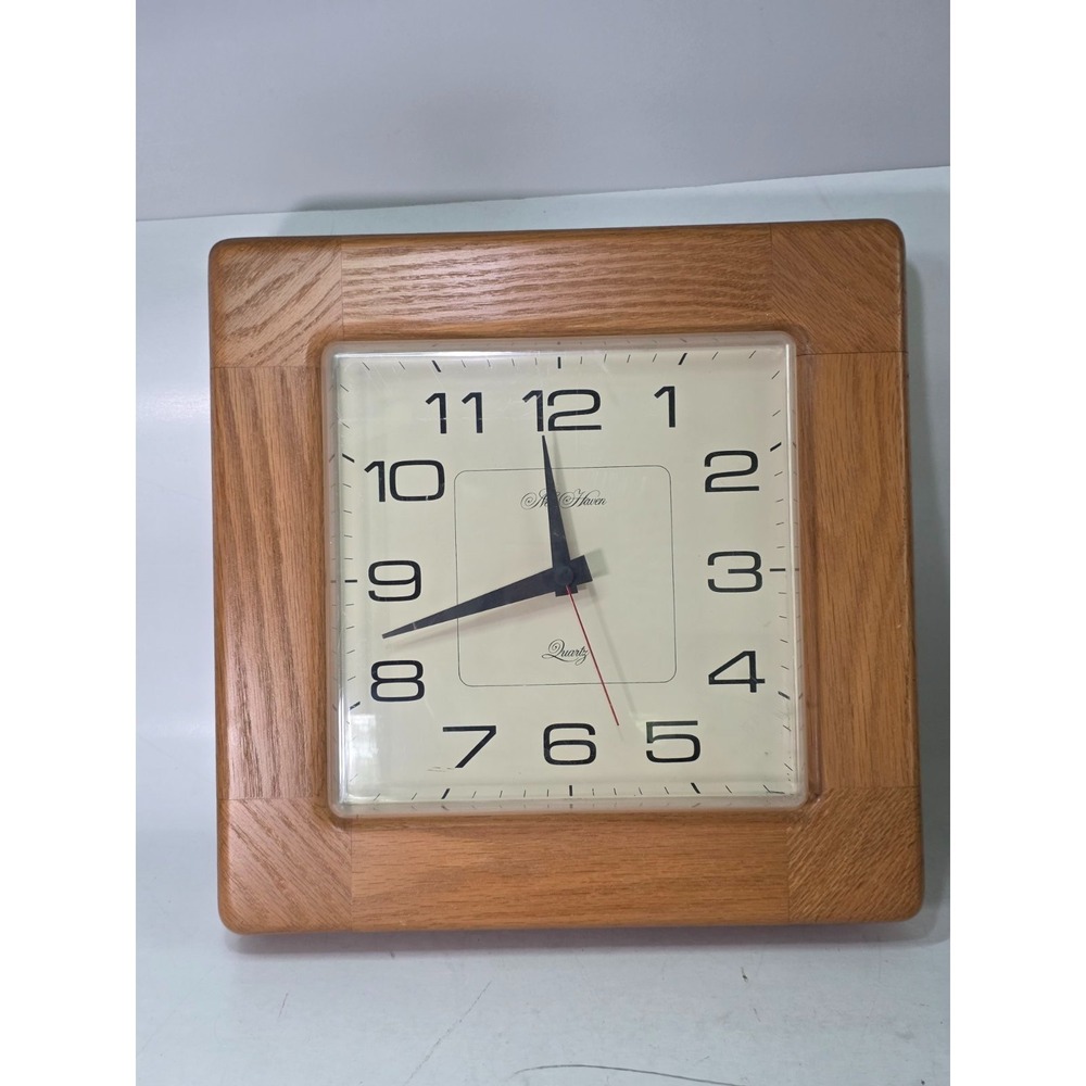 Vintage‎ New Haven Quartz Wall Clock Square Wood Oak Frame Retro 70s 80s Rare
